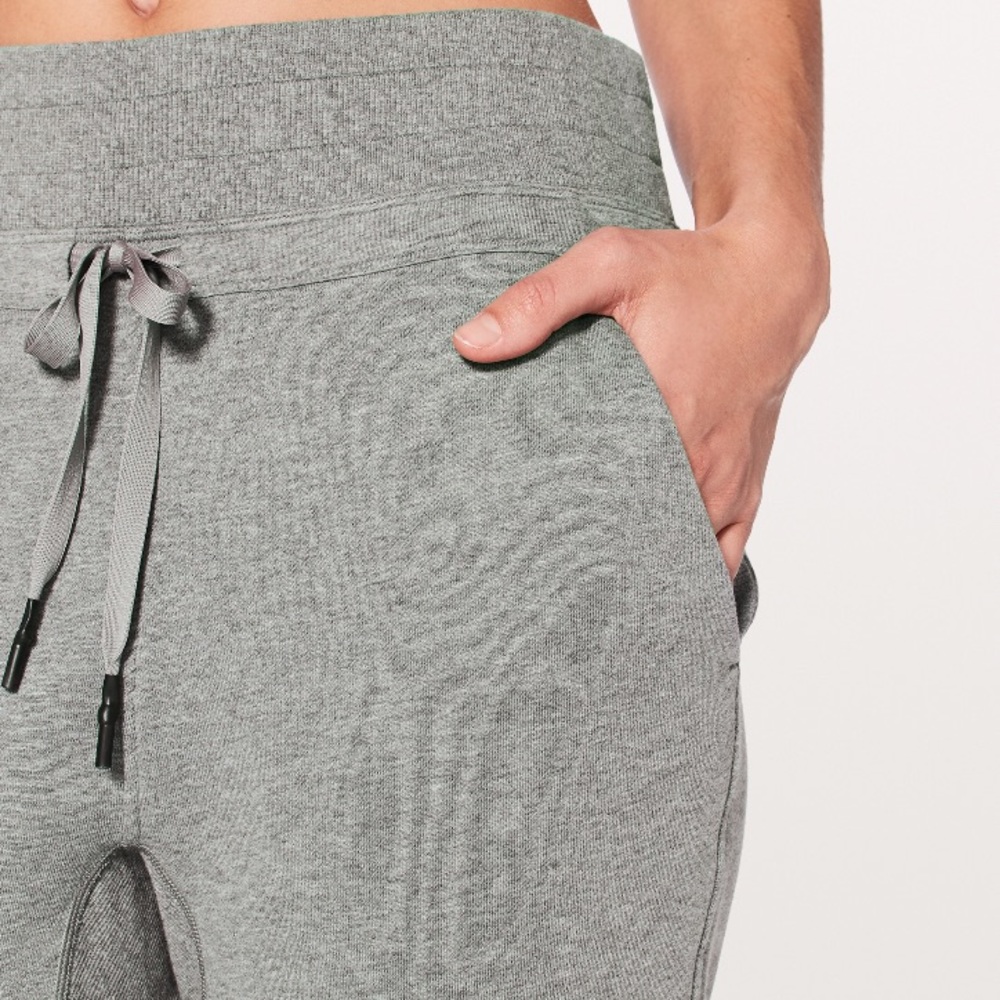 NWT HCMG LULULEMON PRESS PAUSE JOGGER - - 10 - Picture 5 of 7